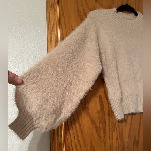 MinkPink Ester Knit Sweater - NWT - Size L - Picture 4 of 12